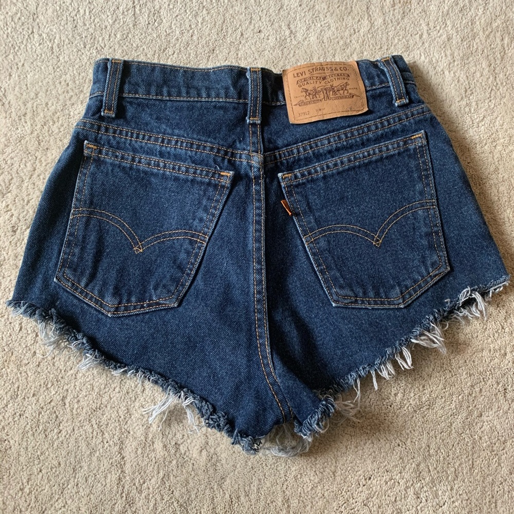 Levi’s dark denim high waisted cheeky shorts
